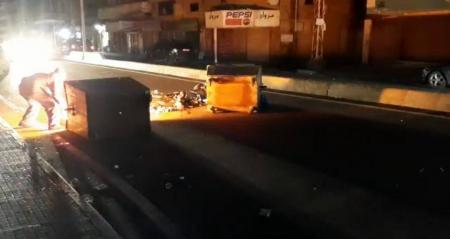 توقيف 3 شبان في صيدا على خلفية قطع طرق