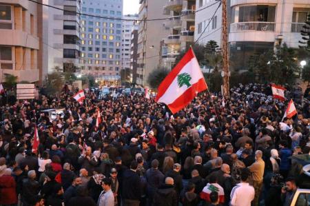 "الحراك" يُمهِل دياب.. التشكيل أو مرحلة جديدة!