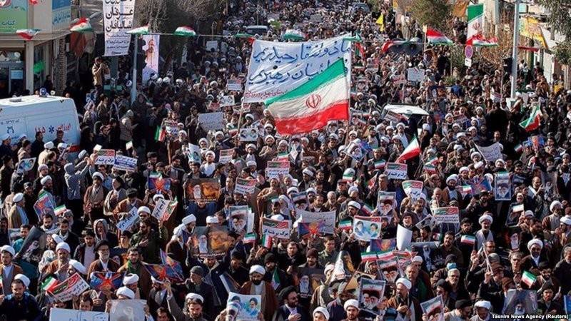 ‎ ‎إيران من الأزمات إلى 