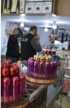 تشميع محل لبيع العطور في صور