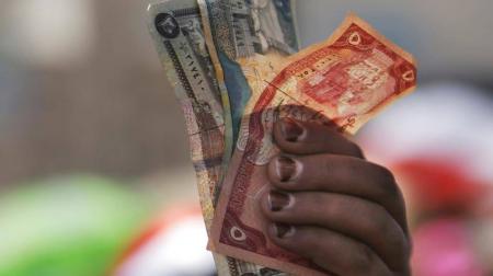 الأوراق النقدية.. جبهة قتال جديدة في اليمن!