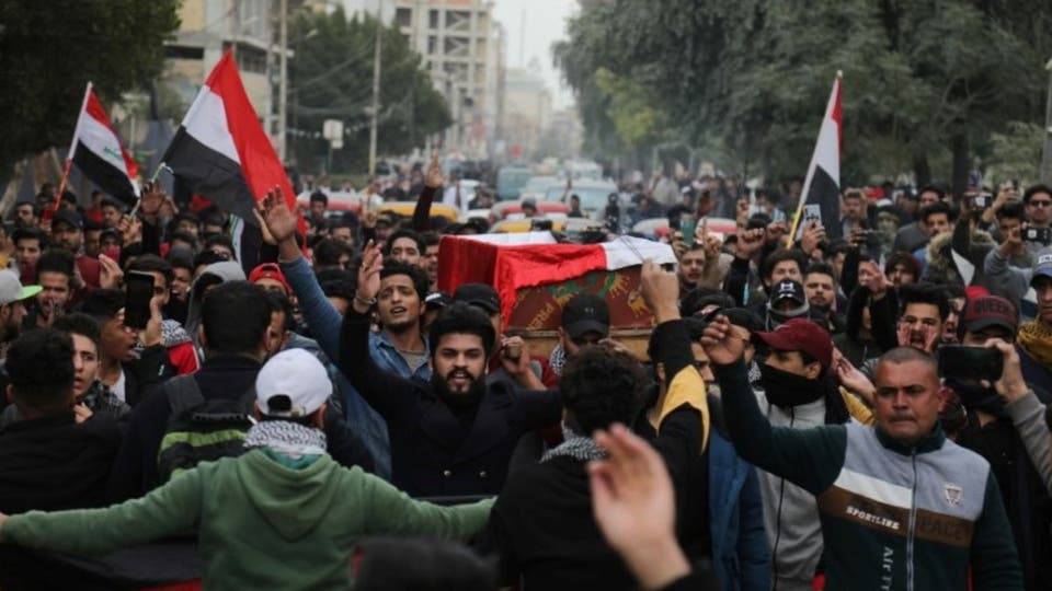 الجيش العراقي: مندسون يقتلون المتظاهرين لاتهام الأمن