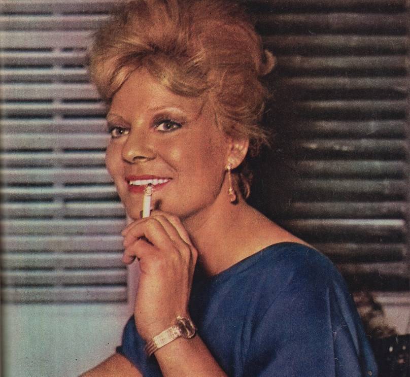 نجوم مصر يطلبون الدعاء لـنادية لطفي بعد دخولها في غيبوبة