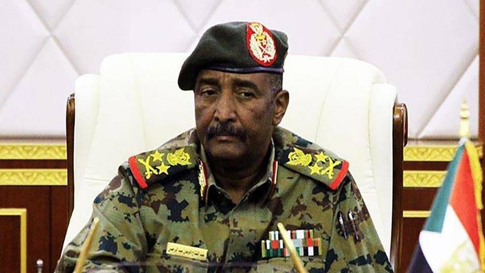البرهان:علينا طرق كل الأبواب لفك الحصار عن السودان