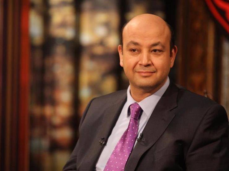 عمرو أديب: براد بيت لا يستحق الأوسكار والجوكر ممثل رديء